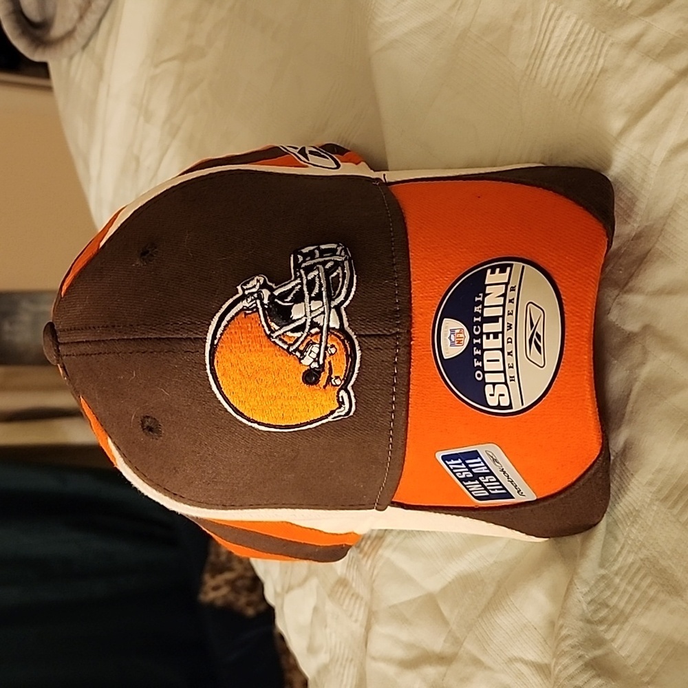 Nwt vintage y2k NFL official sideline reebok cap Cleveland browns